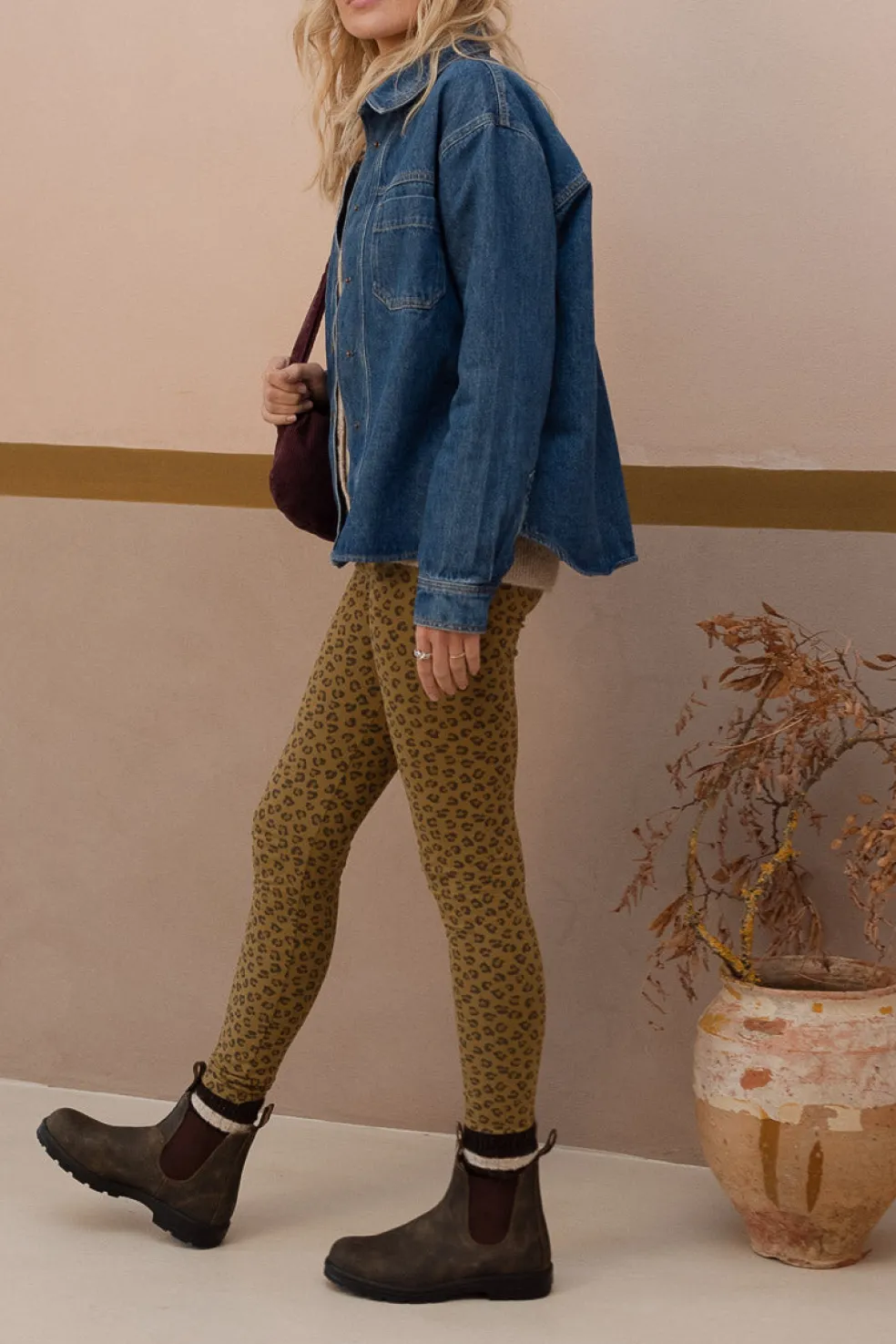legging_mika_leopard_bron_3.webp Legging Mika Leopard Bronze - Marlot Paris