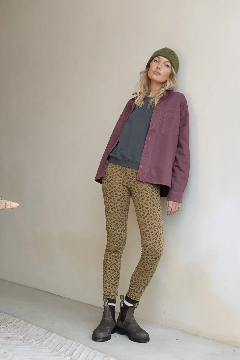 legging_mika_leopard_bron_6.webp Legging Mika Leopard Bronze - Marlot Paris