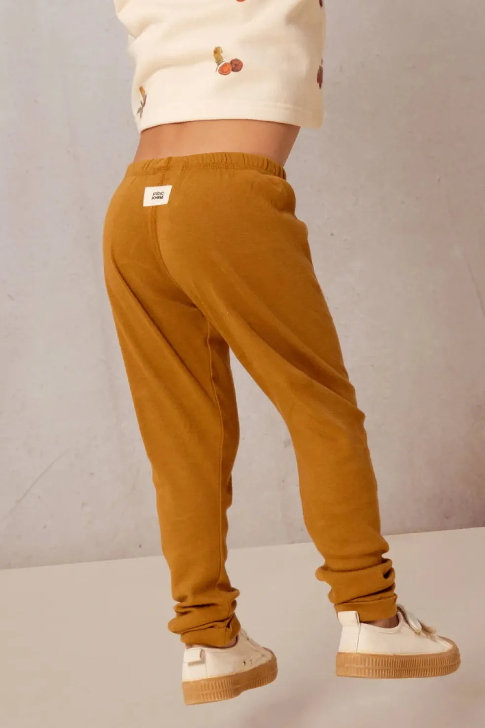 leggings_rom_pom_marron_e_2.webp Leggings Rom Pom Marron Epicé - Studio Bohème