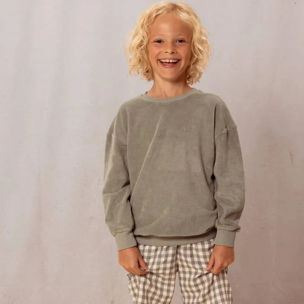 sweat_shirt_bart_vert_de__1.webp Sweat Shirt Bart Vert de Gris - Studio Bohème